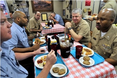 Tại sao tàu ngầm Ohio khiến Trung Quốc "lạnh sống lưng"? - 3 Trung tâm điều khiển tàu ngầm Ohio.