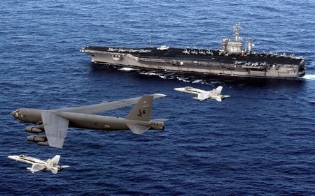 USS Nimitz áp chế cả 3 hạm đội Trung Quốc trên biển Đông - 3 USS Nimitz mang theo chi đội máy bay tấn công số 11
