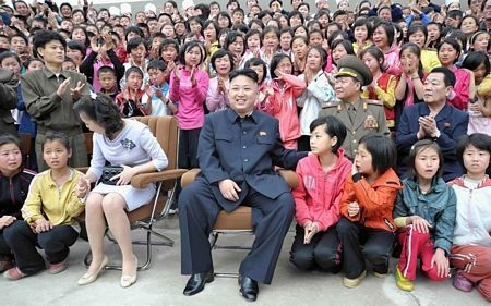 Tổng thống Mỹ Barack Obama hội đàm lịch sử với người đồng cấp Myanmar Thein Sein tại Nhà Trắng.