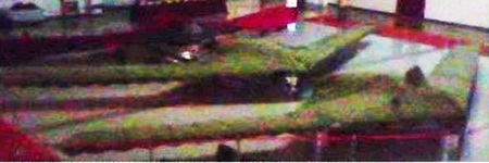 Trung Quốc "nhái" máy bay tàng hình không người lái của Mỹ? - 1 Bức ảnh được cho là chụp các máy bay không người lái của Trung Quốc.