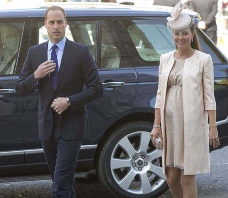 Hé lộ kế hoạch "vượt cạn" của Công nương Anh - 1 Hoàng tử Anh William và Công nương Catherine.