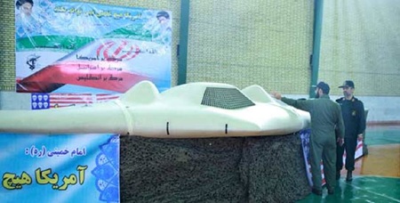 Trung Quốc "nhái" máy bay tàng hình không người lái của Mỹ? - 3 Chiếc RQ-170 Sentinel của Mỹ bị Iran bắt giữ hồi năm 2011.