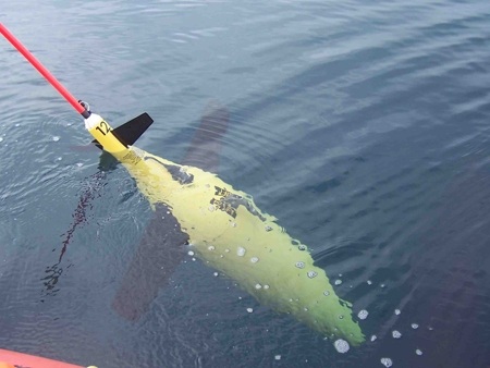 Mỹ "giăng bẫy" hạm đội tàu ngầm Trung Quốc thế nào? - 6 Tàu ngầm robot truyền tín hiệu Sea Glider.