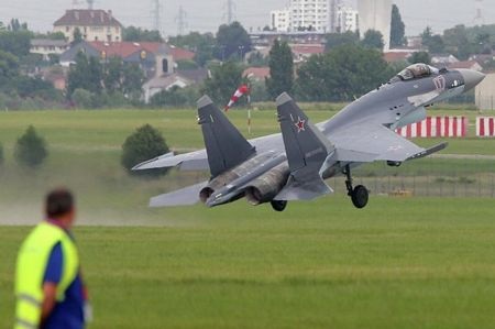 Những máy bay Nga từng gây "sốt" tại triển lãm hàng không Paris - 1 Những máy bay Nga từng gây sốt tại triển lãm hàng không Paris