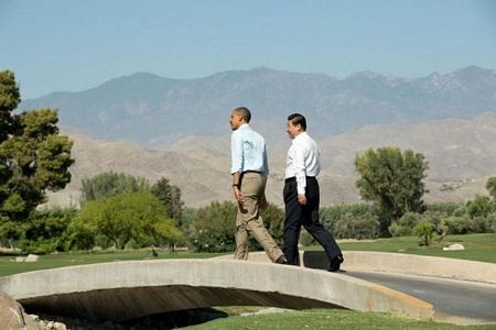 Obama tặng ghế gỗ cho Tập Cận Bình - 3 An Bình