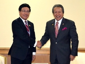 Bộ trưởng Ngoại giao Việt Nam tiếp xúc song phương bên lề AMM 46 - 1 Bộ trưởng Ngoại giao Việt Nam tiếp xúc song phương bên lề AMM 46