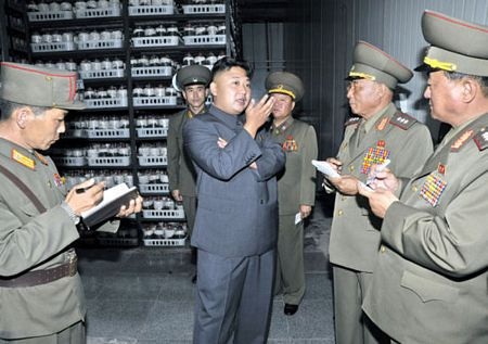 Lãnh đạo Triều Tiên Kim Jong-un thăm trang trại nấm - 4 An Bình