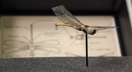 Mô hình khu nhà của Bin Laden tại Abbottabad cũng được trưng bày trong bảo tàng.