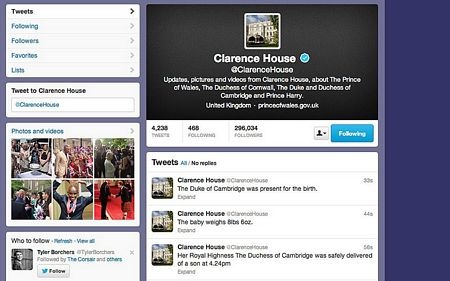 Trên mạng xã hội