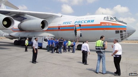 Bộ trưởng quốc phòng Mỹ: Đã sẵn sàng tấn công Syria - 2 Máy bay Nga sơ tán các công dân khỏi Syria.