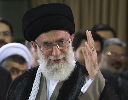 Iran cảnh báo Mỹ phải trả giá đắt nếu đánh Syria - 1 Đại giáo chủ Iran Ayatollah Ali Khamenei.