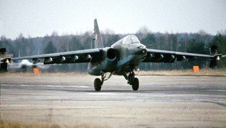 Máy bay tấn công Su-25 gặp nạn ở Nga - 1 Một máy bay tấn công Su-25.