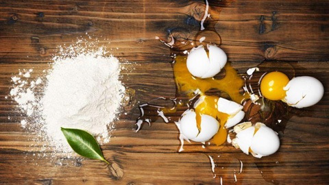 Trứng nhân tạo trông không khác gì trứng thật (Ảnh: Dailymail)