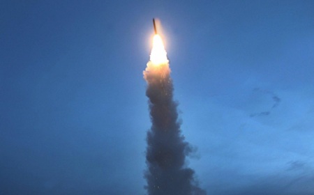 Một vụ phóng tên lửa thuộc hệ thống HQ-9 của Trung Quốc. 