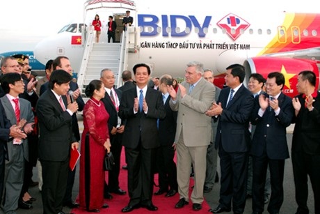 Thủ tướng chứng kiến Lễ chuyển giao máy bay của Tập đoàn Airbus cho Vietjet Air. Ảnh: VGP/Nhật Bắc