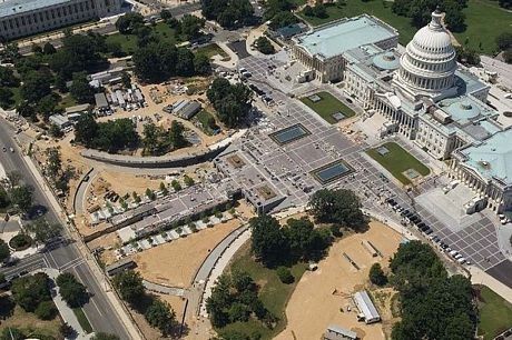 Trụ sở quốc hội Mỹ qua năm tháng - 15 Toàn cảnh khu điện Capitol nhìn từ trên cao.