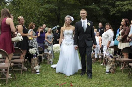 Lễ cưới của Chelsea Clair và Kyle Froelich.
