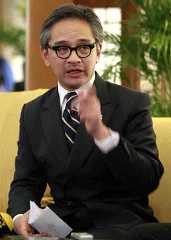 Indonesia đòi Mỹ giải thích về vụ nghe lén - 1 Ngoại trưởng Indonesia Marty Natalegawa.