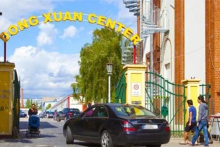 Một “cộng đồng yên tĩnh” ở Berlin - 1 TTTM Đồng Xuân.