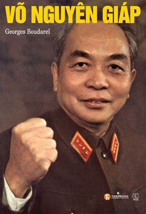 Tướng Giáp phân tích về chiến tranh nhân dân trên đài Mỹ - 1 Chân dung Đại tướng Võ Nguyên Giáp trên trang bìa cuốn sách của tác giả nước ngoài