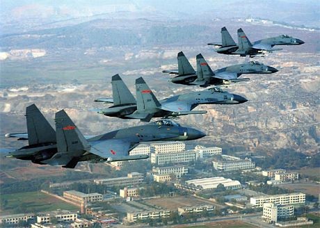 Không quân Ấn Độ đè bẹp không quân Trung Quốc trên cao nguyên Tây Tạng? - 3 Máy bay chiến đấu J-11 của không quân Trung Quốc
