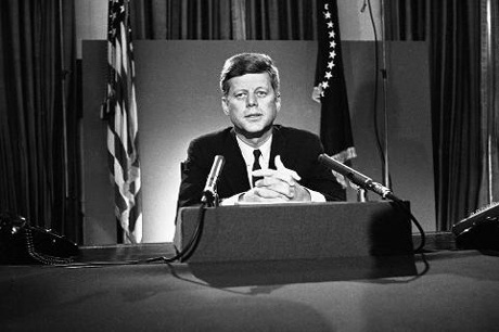 Nếu Kennedy còn sống, chiến tranh Việt Nam sẽ khác? - 1 Tổng thống JFK năm 1963.