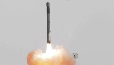 Ấn Độ thử thành công tên lửa siêu thanh BrahMos - 1 Tên lửa hành trình siêu thanh BrahMos.