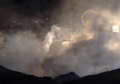 Lực lượng cứu hỏa tại hiện trường.