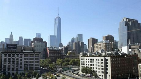 1 WTC cao vượt trội so với các tòa nhà chọc trời tại New York.