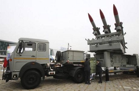 Hệ thống phóng tên lửa di động Akashi của Ấn Độ.