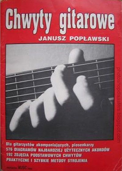 Túi xách của người mẫu bị đứt một bên quai trên một trang mua sắm của Mỹ.