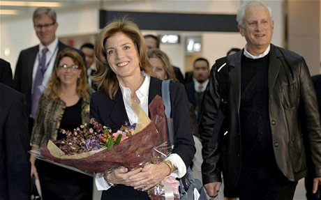 Bà Caroline và Tổng thống Obama tại Phòng Bầu dục ở Nhà Trắng năm 2009.