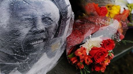 Thế giới năm 2013 qua ảnh (2) - 18 Tổng thống Nga Putin gặp Giáo hoàng Francis tại Vatican ngày 25/11.