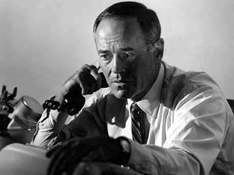 Chuyện thật về “Điện thoại đỏ” giữa Liên Xô và Mỹ - 2 Nhân vật tổng thống do Henry Fonda thủ vai và chiếc điện thoại đỏ trong bộ phim Fail-Safe.