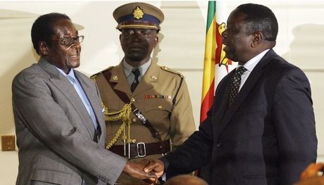 Những cái bắt tay đi vào lịch sử thế giới