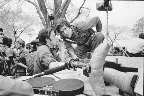 Ngoại trưởng Mỹ John Kerry và Việt Nam - 4 Ông Kerry tham chiến tại Việt Nam cho đến tháng 4/1969 thì trở về nước.