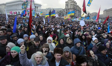 Dân Ukraine biểu tình tại quảng trường Độc lập ngày 12/1/2014.