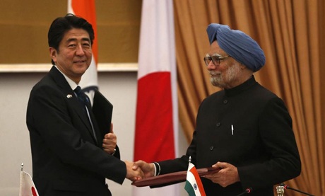 Thủ tướng Abe tham dự lễ kỷ niệm Ngày Cộng hòa của Ấn Độ tại New Delhi hôm 26/1.