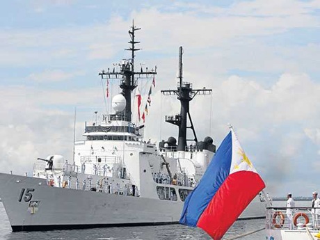 Philippines mua thêm 2 tàu chiến Mỹ đối phó với Trung Quốc - 1 Tàu chiến Gregorio del Pilar của Philippines được mua lại từ hải quân Mỹ.
