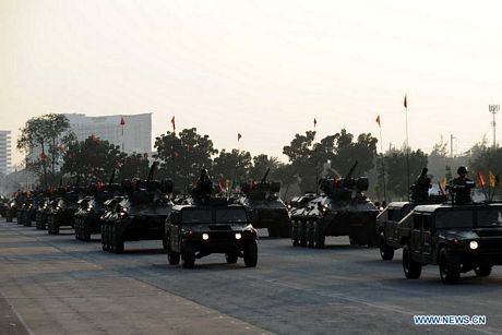Quân đội Thái Lan diễu binh lớn bất chấp làn sóng biểu tình - 4 Cuộc diễu binh có sự tham gia các lực lượng từ các binh chủng của quân đội nước này.