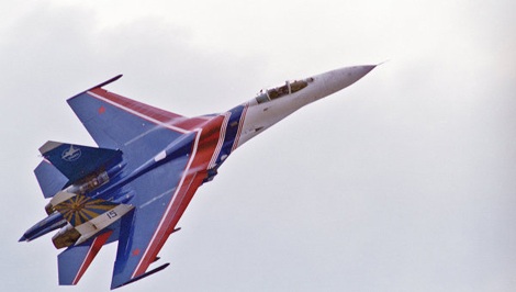 Nga rầm rộ đưa 9 máy bay quân sự tới Belarus đối phó với NATO - 1 Máy bay chiến đấu Su-27 của Nga.