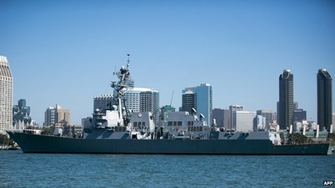 Mỹ điều chiến hạm, máy bay tham gia tìm kiếm máy bay Malaysia - 1 Chiến hạm USS Pinckney sắp có mặt tại vùng biển phía nam Việt Nam, nơi máy bay Malaysia mất tích.