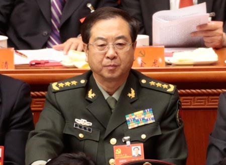 Tướng Trung Quốc thăm tàu sân bay hạt nhân Mỹ - 1 Tướng Phòng Phong Huy.