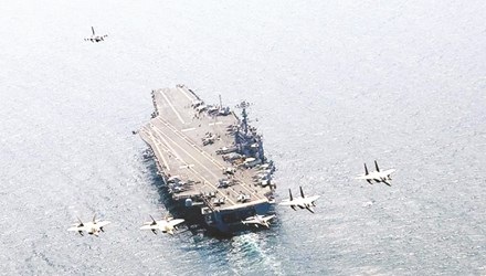 Mỹ không để Trung Quốc khuấy đảo biển Đông - 1 Tàu sân bay Mỹ gần đây thường xuyên hiện diện ở biển Đông. Ảnh: US Navy