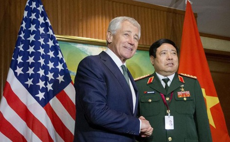 Mỹ, Pháp, Anh sốt sắng về Biển Đông khi gặp Bộ trưởng Phùng Quang Thanh - 1 Mỹ, Pháp Anh sốt sắng về Biển Đông khi gặp Bộ trưởng Phùng Quang Thanh