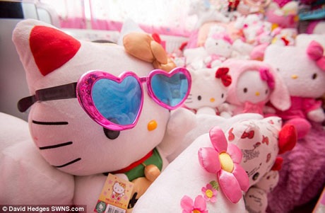 Cô gái thống trị “Vương quốc Hello Kitty” - 10 Nguyễn Thúy