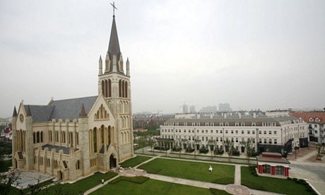 Hallstatt là một thị trấn tuyệt đẹp, tọa lạc tại vùng Oberosterreich của Áo.