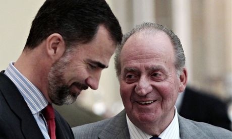 Chân dung vị vua tương lai của Tây Ban Nha - 1 Vua Juan Carlos đã tuyên bố thoái vị để truyền ngôi cho con.