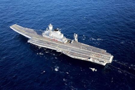 Tàu sân bay IND Vikramaditya.