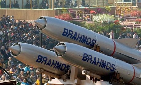 Tên lửa chống hạm Brahmos.